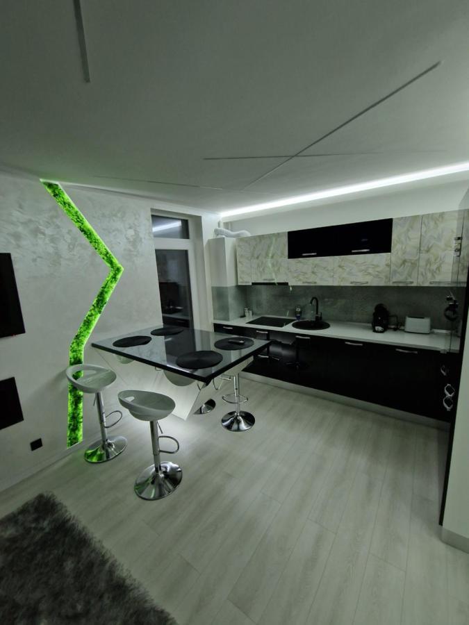 Noah Residence Άλμπα Ιούλια Εξωτερικό φωτογραφία